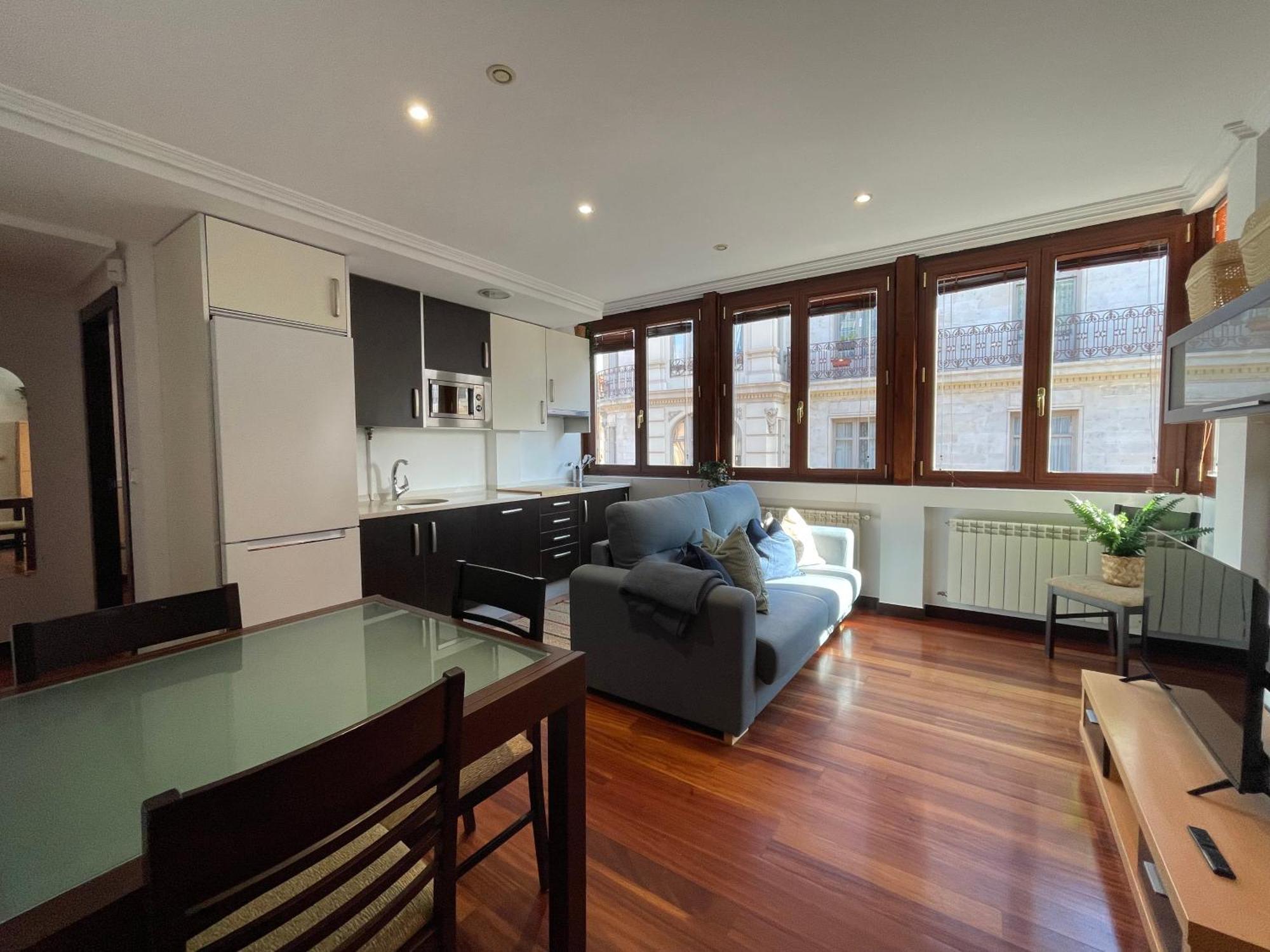Atuaire Home Vivienda A Luminosa Parking Incluido En Plena Calle Comercial Burgo Exterior foto