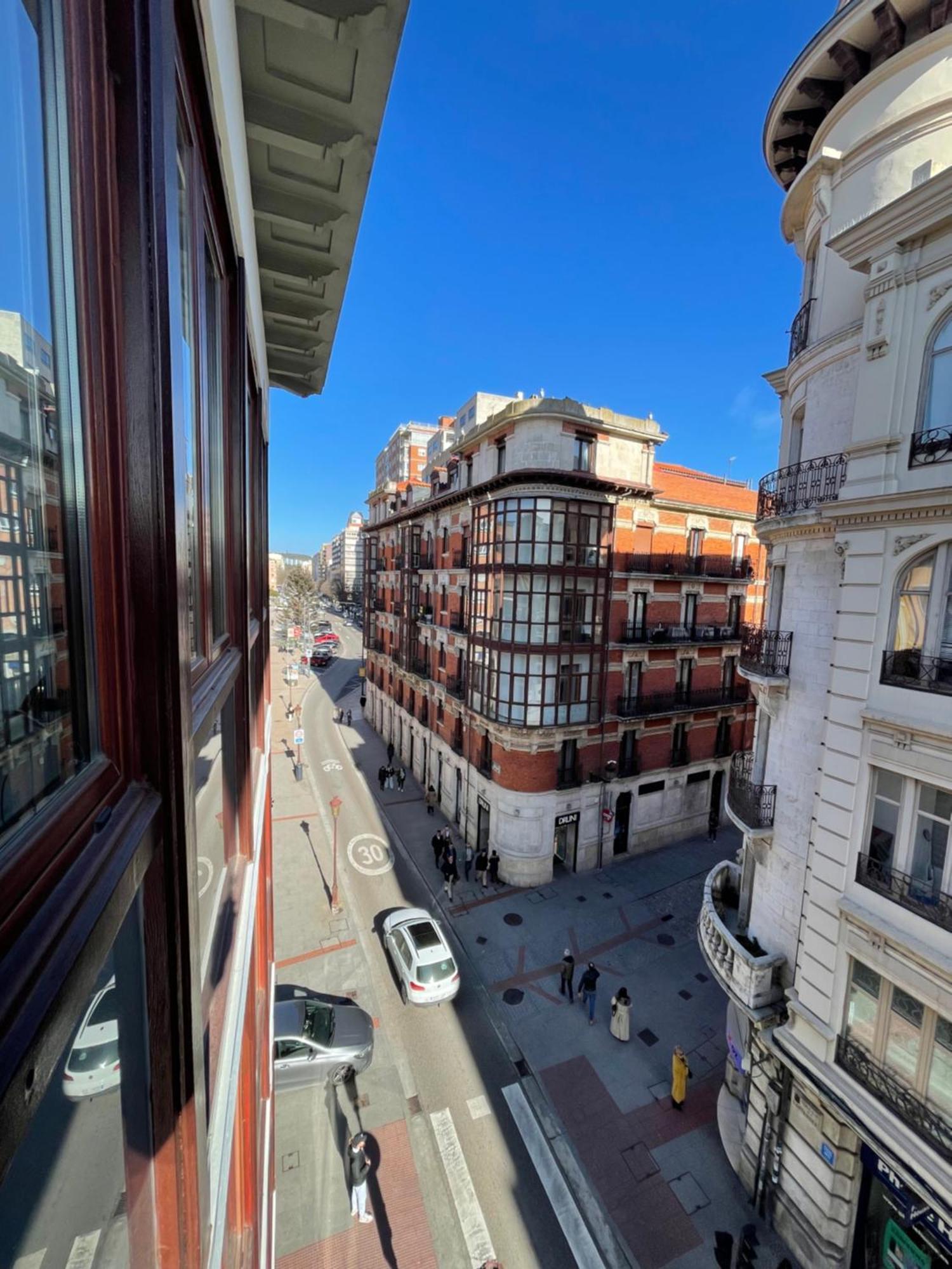 Atuaire Home Vivienda A Luminosa Parking Incluido En Plena Calle Comercial Burgo Exterior foto